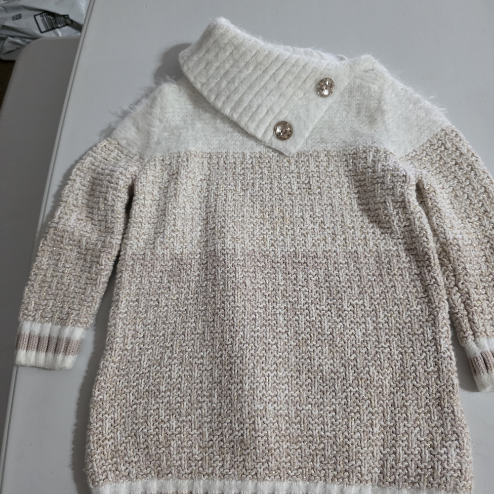 Chic Kids' Turtleneck Sweater in Cream and Tan